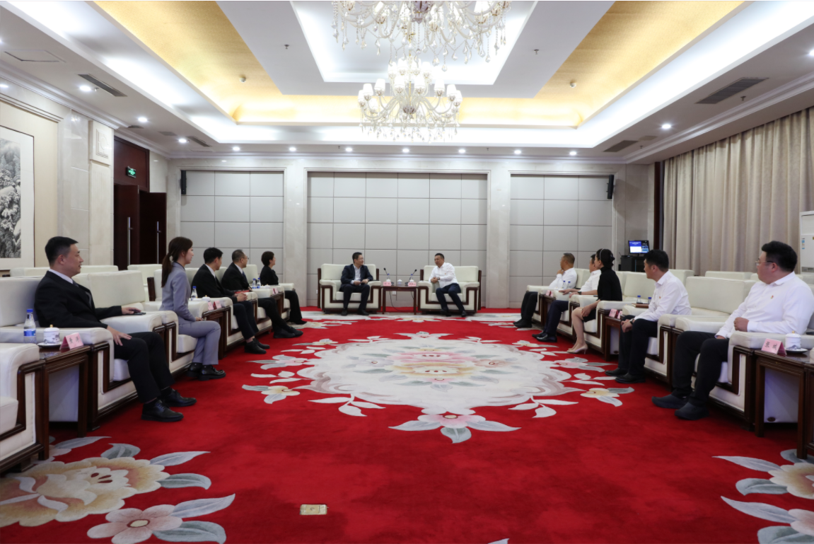鞍勤、溫泉、公服集團與招商銀行簽訂戰(zhàn)略合作協(xié)議！銀企合作譜新篇